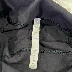 Lululemon cropped black leggings